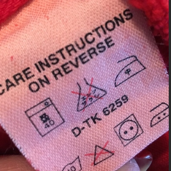 DNKY Red Straight Leg Jeans. 15.5” across front of waist; 10” rise ; 31” inseam - Picture 6 of 7